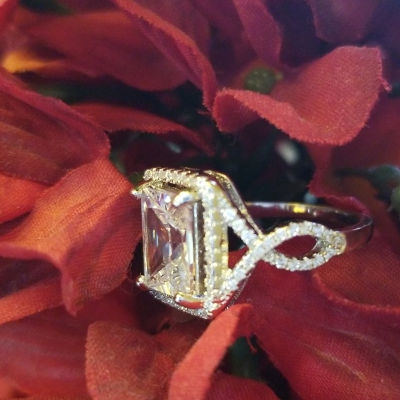 Look! - Picture 4 of 5